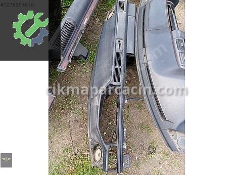 Mercedes-Benz EQA Torpido çıkma parça