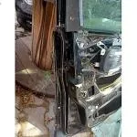 210 kasa Mercedes sol ön kapı