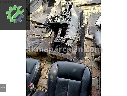 Mercedes-Benz EQA Kapı Döşemesi çıkma parça