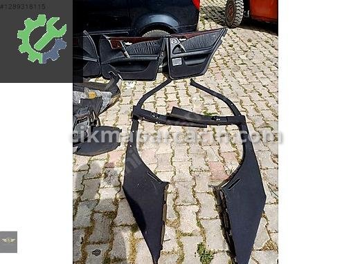 Mercedes-Benz EQA Kapı Döşemesi çıkma parça