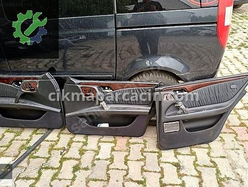 Mercedes-Benz EQA Kapı Döşemesi çıkma parça