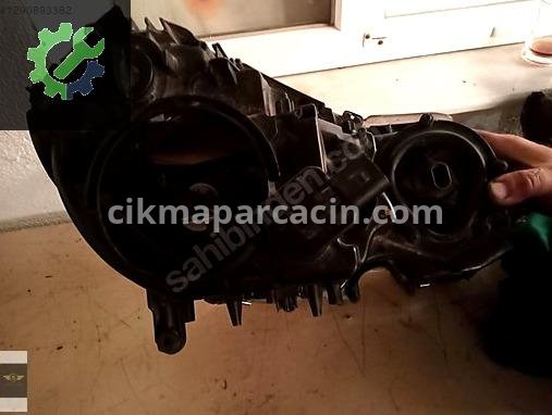 Mercedes-Benz EQA Sol Ön Far çıkma parça