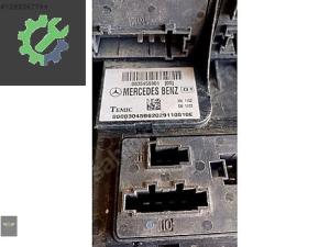 211 kasa Mercedes ön sam beyni 0035455901