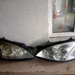 221 kasa Mercedes ön Zenon far