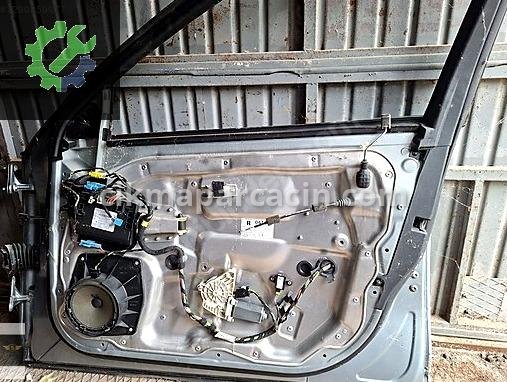 Mercedes-Benz SL Sağ Ön Kapı çıkma parça