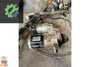 233000557R Renault Captur Clio Sandero TCe Marş Motoru Orijinal