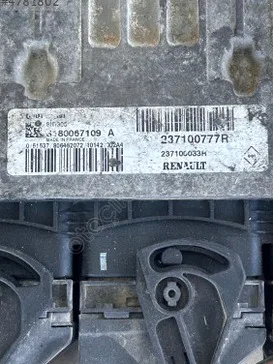 Renault Fluence Motor Beyni 237100777R çıkma parça