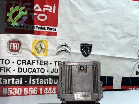 Renault Trafic Motor Beyni çıkma parça