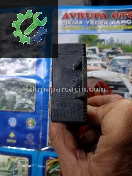 Citroen Berlingo Röle 240107 çıkma parça