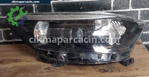 Renault Captur Sağ Ön Far çıkma parça