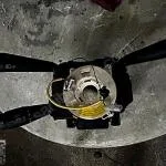 28273422 İVECO DAİLY HIZ SABİTLEYİCİLİ SİNYAL KOLU