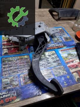 Opel Astra Pedal 28870 çıkma parça