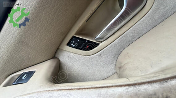 Audi A8 Kapı Kolu çıkma parça