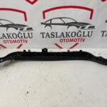 RENAULT MEGANE 2 ÖN PANEL HAFİF KUSURLU