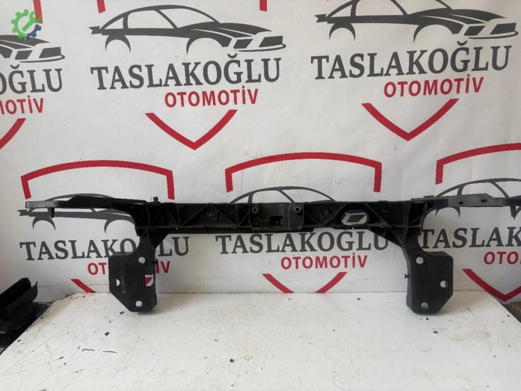 Renault Clio Ön Panel çıkma parça