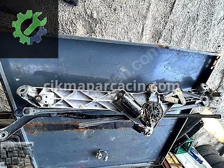 Mercedes-Benz SL Silecek Mekanizması çıkma parça