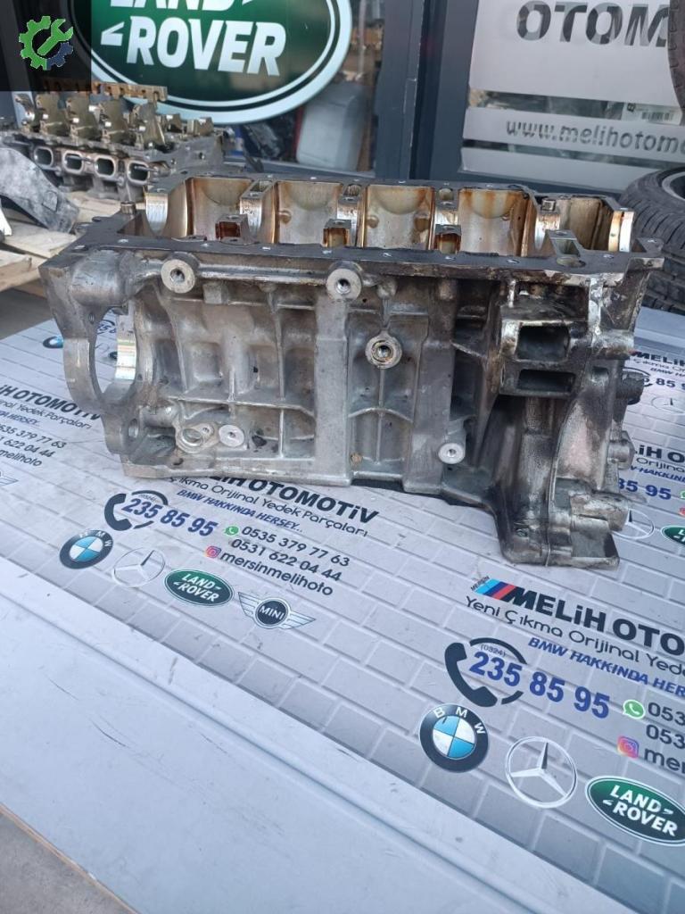 BMW 3 Serisi Blok 7587604 çıkma parça