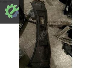3B1819417D 3B1819422B PASSAT B5.5 AKÜ ÜST KAPLAMA PLASTİK