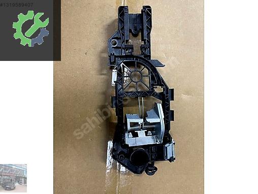 3C0837885 Volkswagen CC Kapı İçi Braketi (2012/2017)