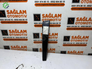 Ci̇troen C5 Sol Orta Diş Di̇rek Kaplamasi 9643268377