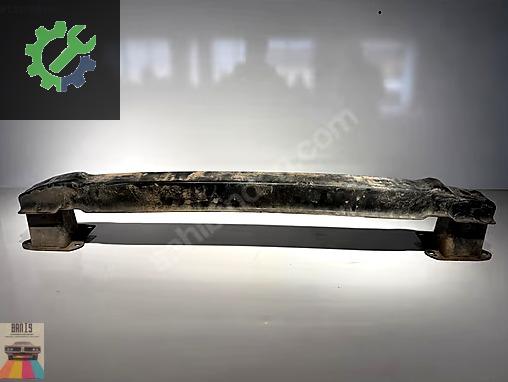 Volkswagen Passat Tampon Demiri 3G0807305T çıkma parça