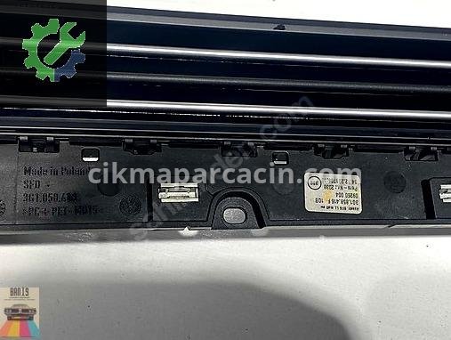 Volkswagen Passat Havalandırma Izgarası 3G1858416 çıkma parça