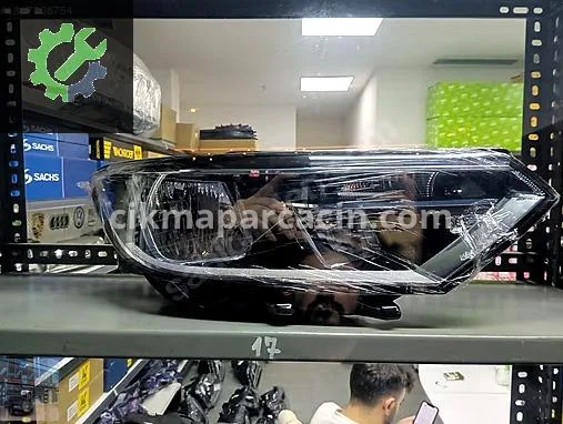 Volkswagen Passat Sağ Ön Far 3G1941006 çıkma parça