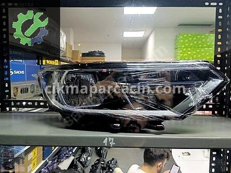 Volkswagen Passat Sağ Ön Far çıkma parça