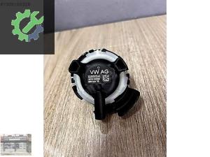 3Q0959354A VAG grup kapı darbe sensörü yeni model