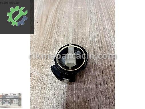 Volkswagen Passat Darbe Sensörü 3Q0959354A çıkma parça