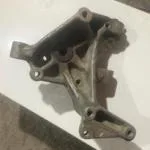 3c0505435 vw passat 2011-2014 sağ arka taşıyıcı