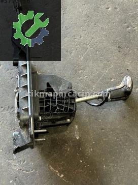 Volkswagen Passat Vites Mekanizması 3C1713025R çıkma parça