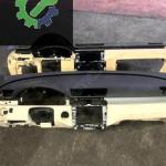 3C1857003QT PASSAT B6 B7 TORPİDO GÖĞÜS TABA BEJ ORJ (Videolu)