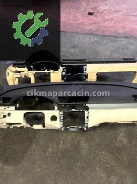 Volkswagen Passat Komple Torpido 3C1857003QT çıkma parça