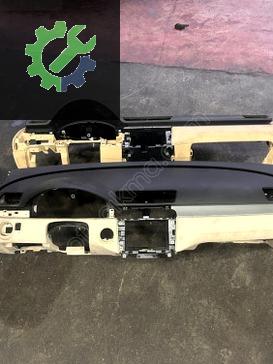 3C1857003QT PASSAT B6 B7 TORPİDO GÖĞÜS TABA BEJ ORJ (Videolu)