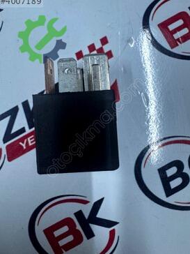 Volkswagen Jetta Röle 3D0951253A çıkma parça
