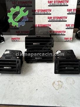 Ford Kuga Kalorifer Izgarası 3M51R018BAFW çıkma parça