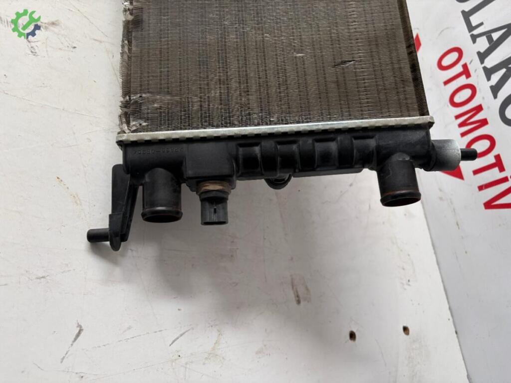 Opel Corsa Radyatör çıkma parça