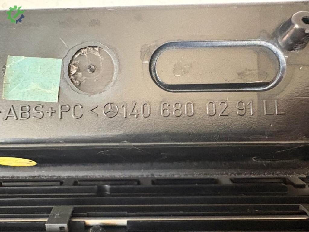Mercedes-Benz S Serisi Torpido Gözü çıkma parça