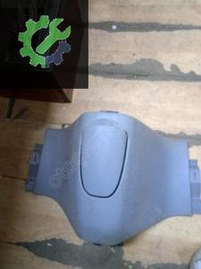 46823982 04/10 model göğüslük orta kapak ve küllük