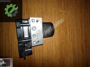 476608497R Renault Master 3 Abs Beyni