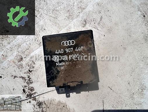 Volkswagen Passat Röle 4A0907440 çıkma parça