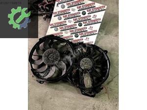 4F0121003F AUDİ A6 2.7 3.0 TDI FAN MOTORU FAN DAVLUNBAZ SETİ