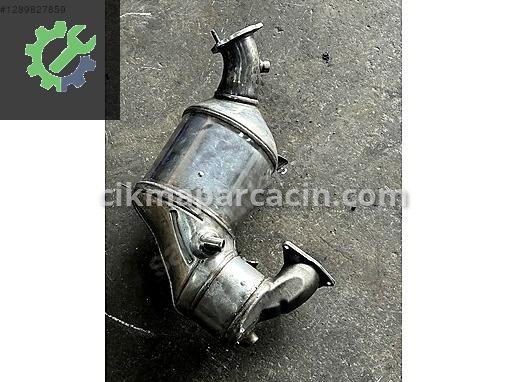 Audi A6 Katalitik Konvertör 4G0131725B çıkma parça