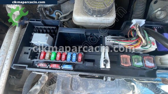 Peugeot 107 Sigorta Kutusu çıkma parça