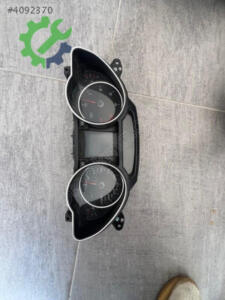 Audi A5 Çıkma Gösterge Paneli 8T0920932C