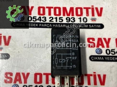 Audi A4 Röle 4A0951253 çıkma parça