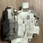 4F0839015 audi a4 sol arka kapı kilidi