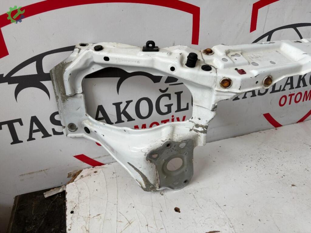 Opel Campo Panel / Travers çıkma parça