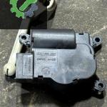 52410492R05 CARAVELLA AMAROK 7H KALORİFER KLİMA YON FLAP MOTORU